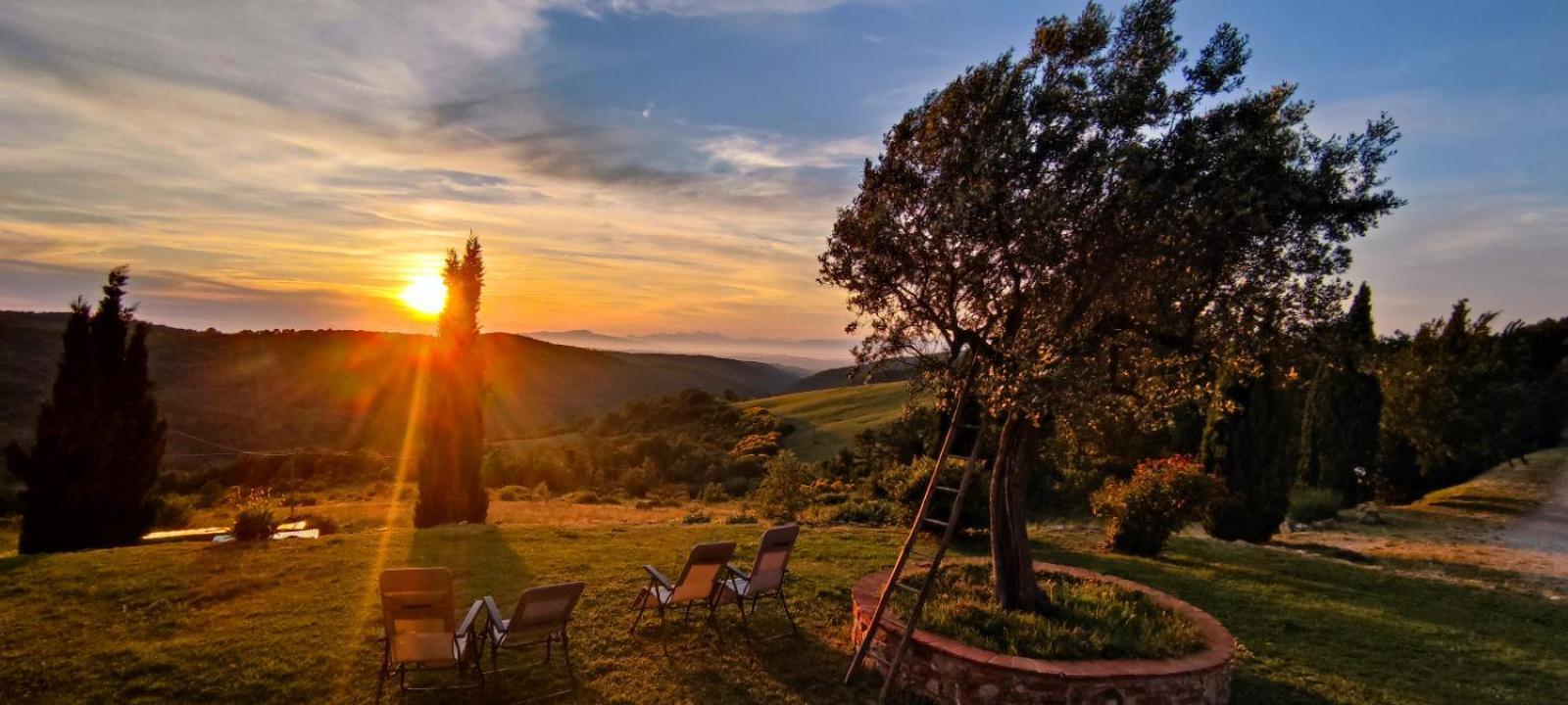 Agriturismo E Maneggio Poggio Leone Gambassi Terme Buitenkant foto